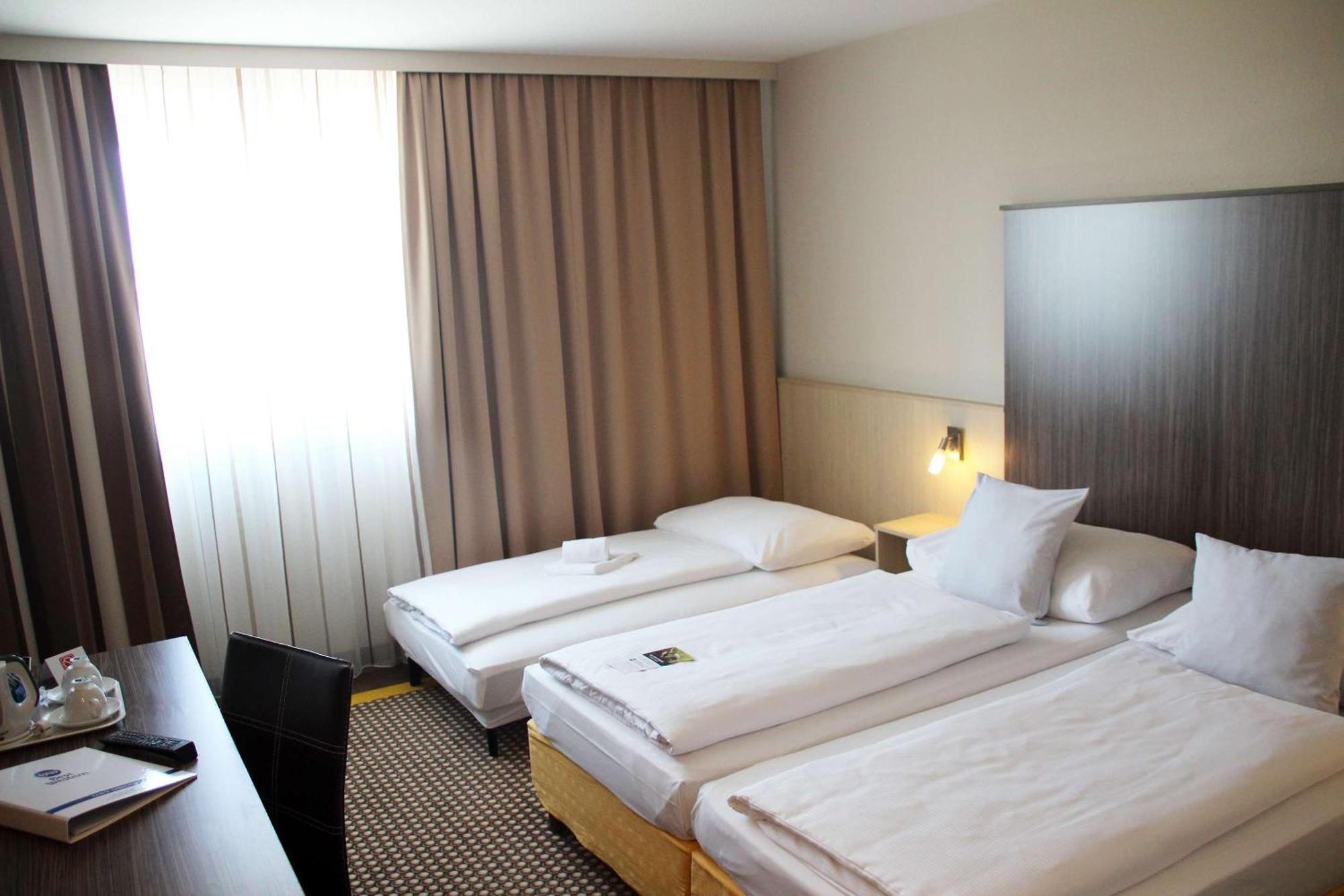 Best Western Smart Hotel Vösendorf Exteriér fotografie